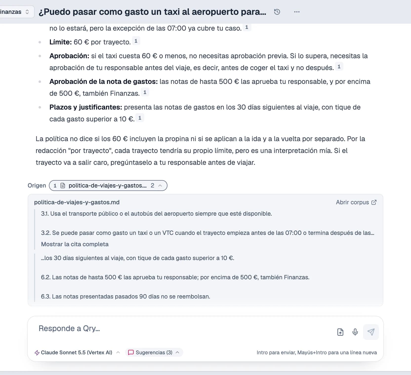 Una respuesta en un workspace de Qry que cita fragmentos de documentos.